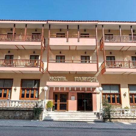 Famissi Hotel Kalambaka Extérieur photo