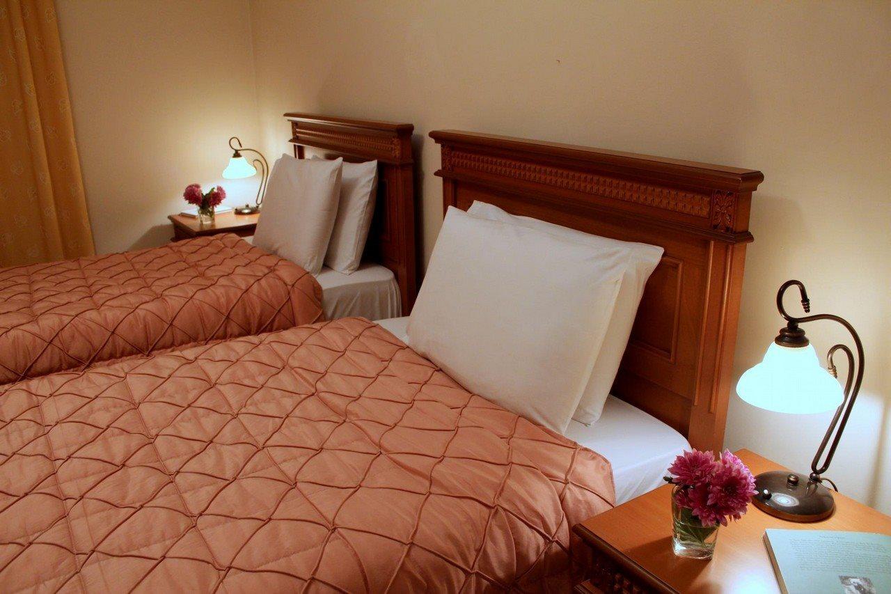 Famissi Hotel Kalambaka Extérieur photo