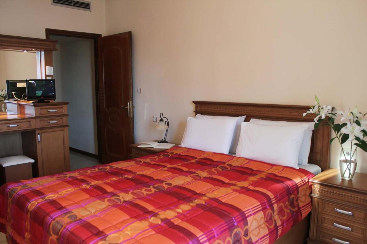 Famissi Hotel Kalambaka Chambre photo