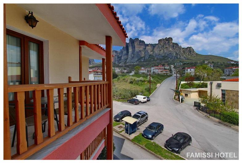 Famissi Hotel Kalambaka Extérieur photo